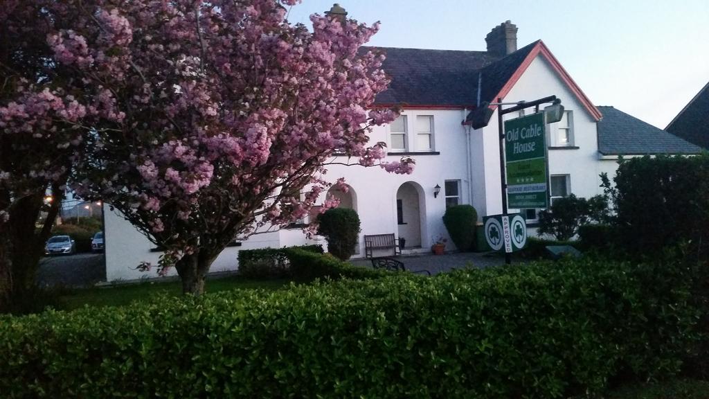 Guest house The Old Cable Historic House & Seafood Restaurant 3*